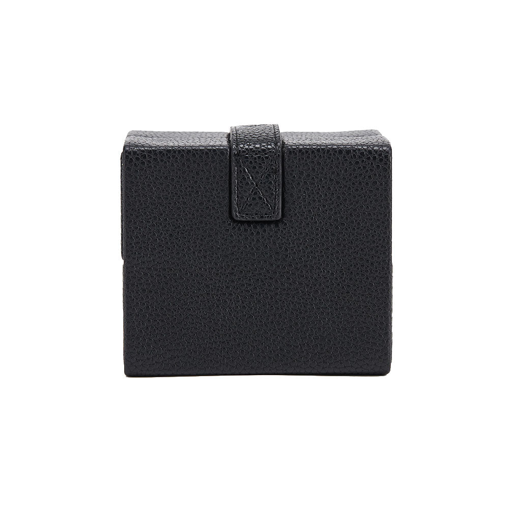 Oléron case closed, leather tab with press stud, front view