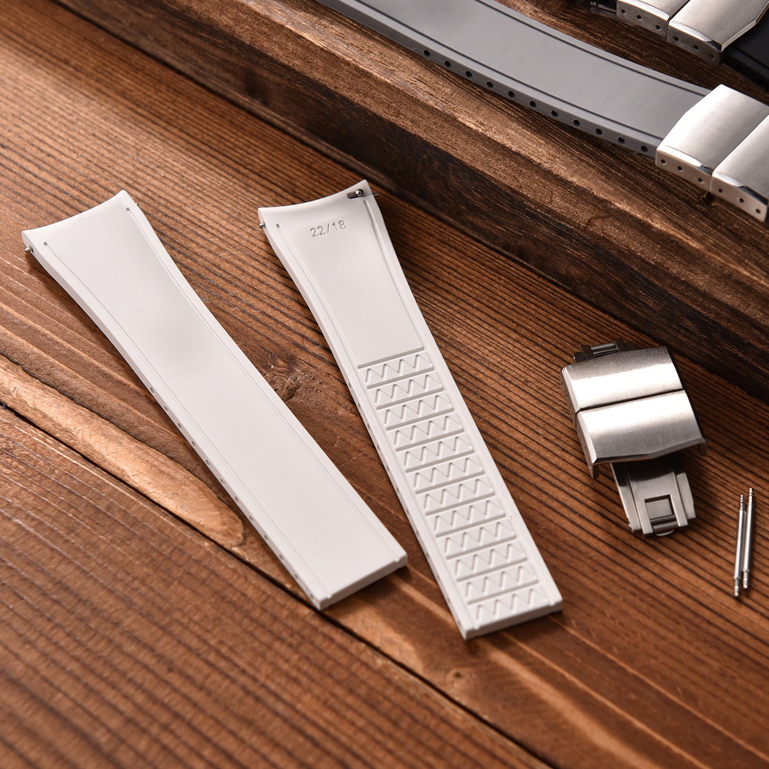 KronoKeeper 弧形可调节橡胶表带，带折叠表扣 - 白色