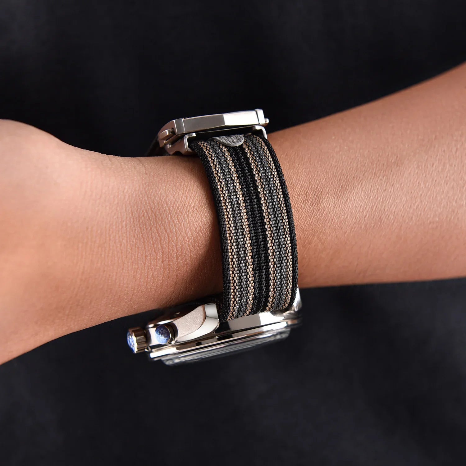 KronoKeeper ribbed NATO strap with deployant buckle - Black - view 4