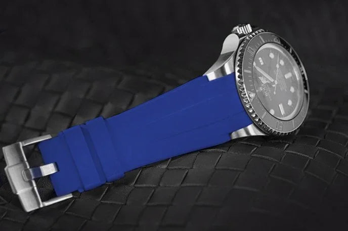 RubberB Blue with buckle for DSSD 126660 - M207 Strap - detail